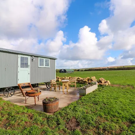 Holiday home Lower Trewern Shepherds Hut Penzance