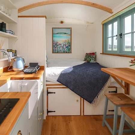 Holiday home Lower Trewern Shepherds Hut Penzance